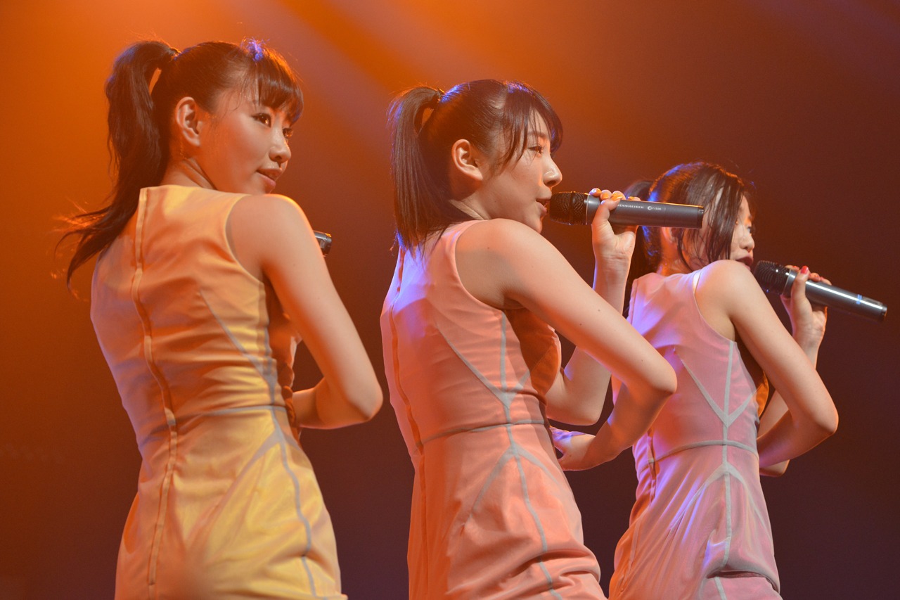 左からMIMORI、RUUNA、KOUMI。