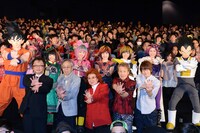 映画「ドラゴンボールZ 復活の『F』」初日舞台あいさつの様子。(c)バードスタジオ / 集英社　(c)「2015 ドラゴンボールZ」製作委員会