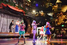 乙女新党ミニライブの様子。