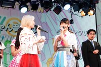 左から林愛夏（ベイビーレイズJAPAN）と外岡えりか（アイドリング!!!）。