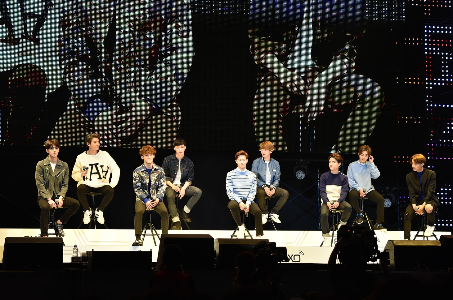 EXO