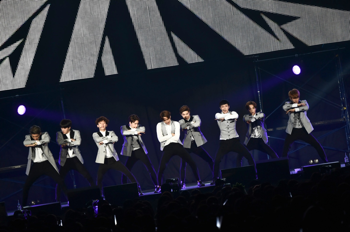 EXO