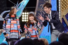 hy4_4yhと後藤輝基のトークの様子。(c)日本テレビ