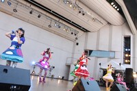 「『天才バカボン』発売記念フリーなイベント」の様子。