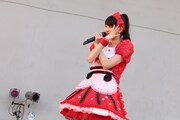 秋本帆華