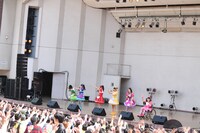 「『天才バカボン』発売記念フリーなイベント」の様子。