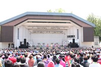 「『天才バカボン』発売記念フリーなイベント」の様子。