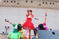 「『天才バカボン』発売記念フリーなイベント」の様子。