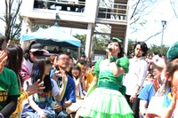 「『天才バカボン』発売記念フリーなイベント」の様子。