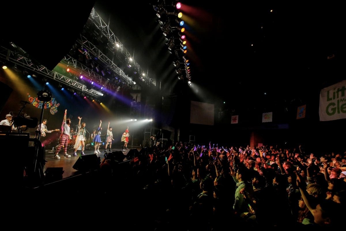 Little Glee Monster「リトグリ1stライブツアー～東名阪でハイ、ピース!!～」TSUTAYA O-EAST公演の様子。（Photo by hajime kamiiisaka）