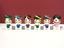 「チームしゃちほこ×映画『天才バカヴォン～蘇るフランダースの犬～』コラボUSB略してしゃちヴォン盤」デザイン