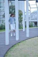 走ってくるMACO。