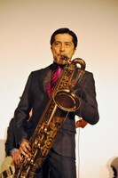 谷中敦（B.Sax）
