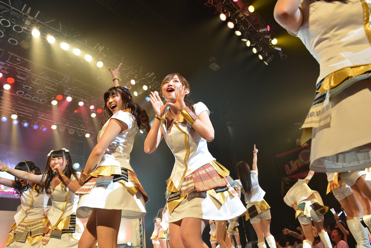 「4th Anniversary ～Welcome to the LinQworld!!～」ライブの様子。