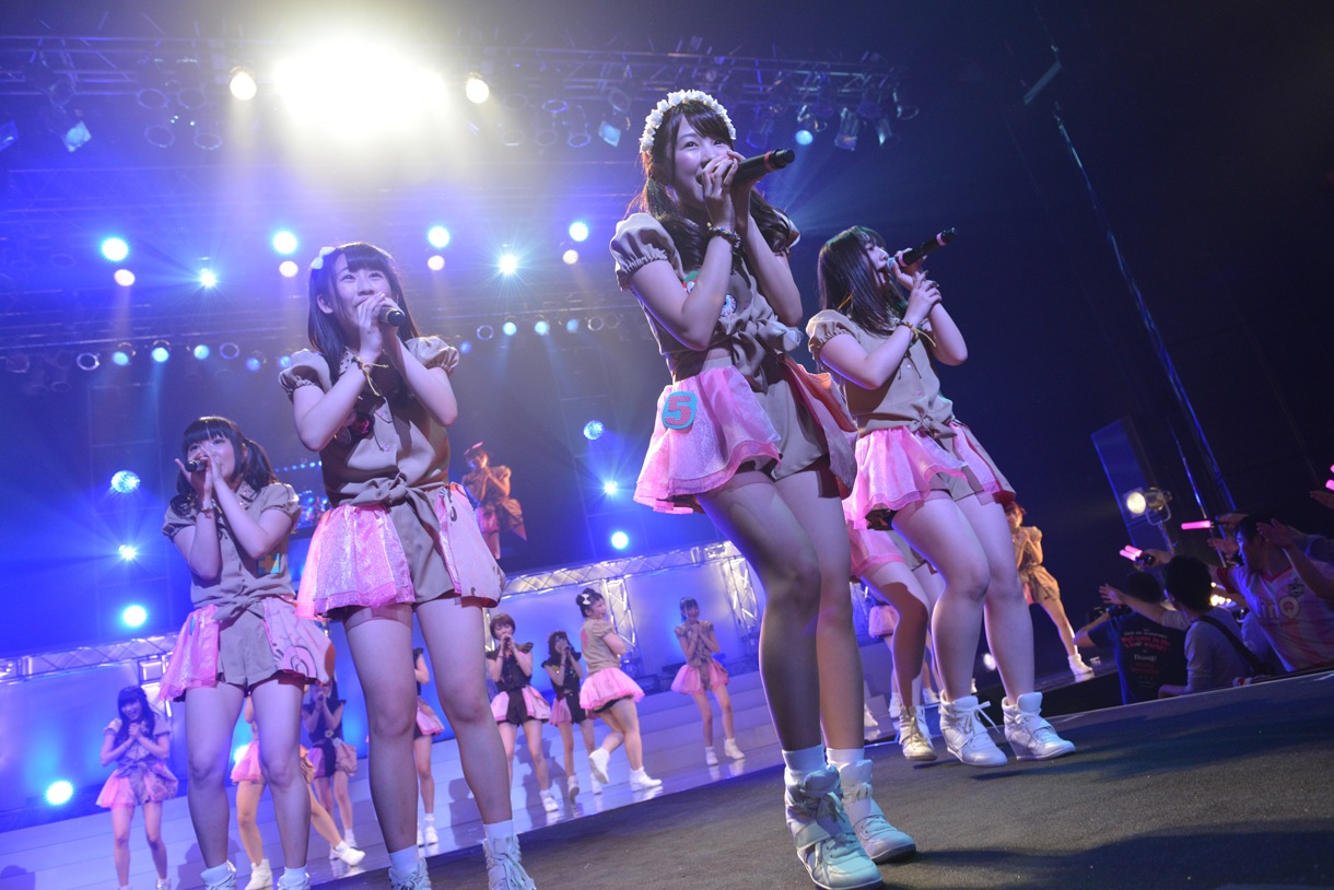 「4th Anniversary ～Welcome to the LinQworld!!～」ライブの様子。