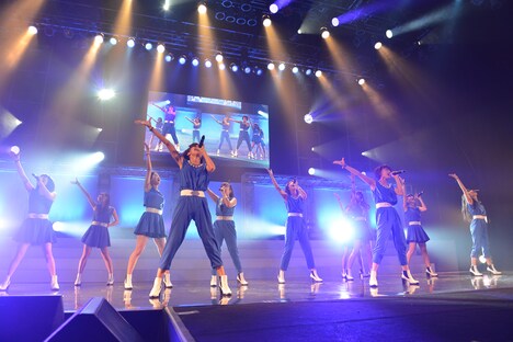 「4th Anniversary ～Welcome to the LinQworld!!～」ライブの様子。