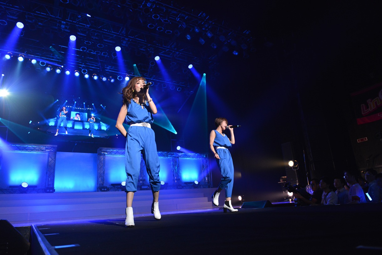 「4th Anniversary ～Welcome to the LinQworld!!～」ライブの様子。