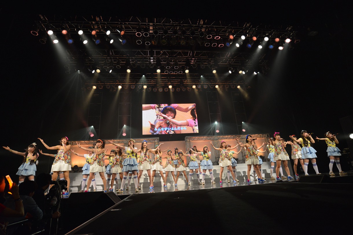 「4th Anniversary ～Welcome to the LinQworld!!～」ライブの様子。