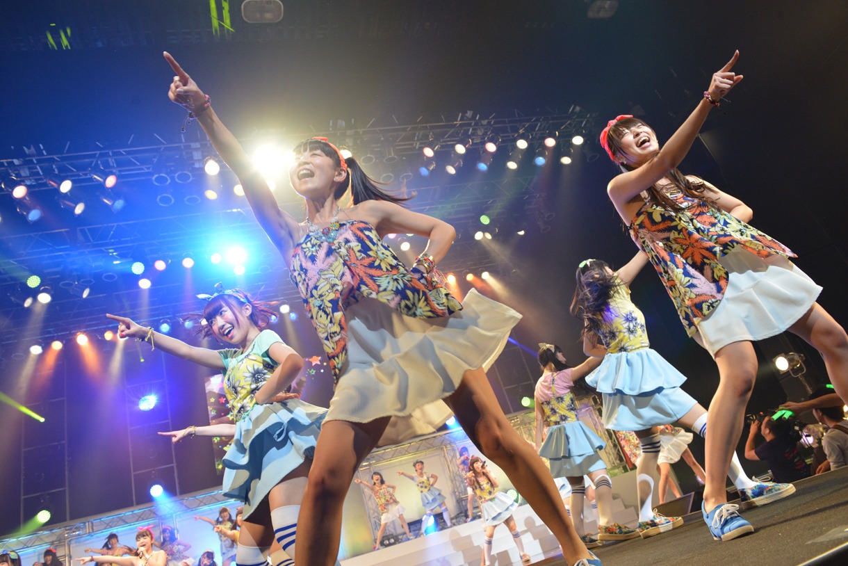 「4th Anniversary ～Welcome to the LinQworld!!～」ライブの様子。