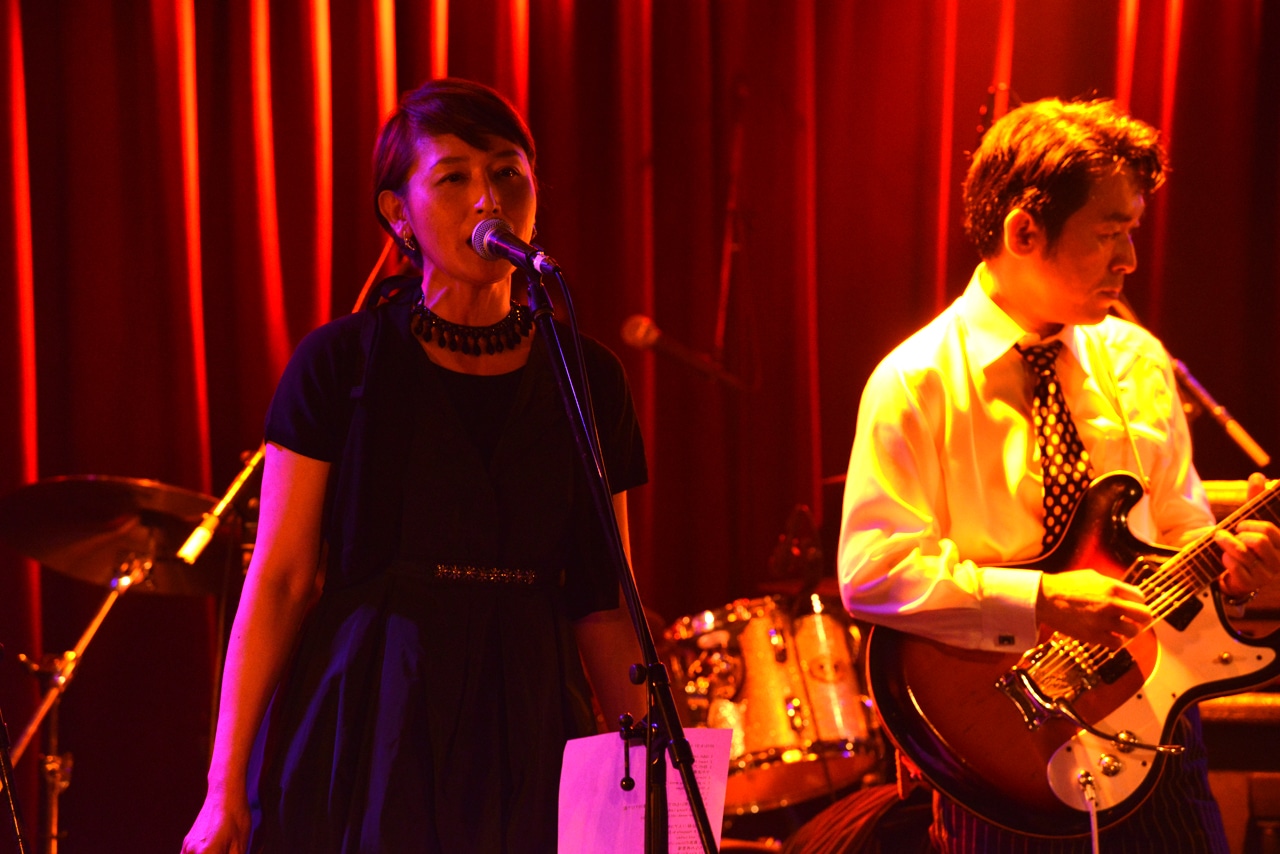 yes, mama ok? 20周年記念ライブ「GREATEST HITS」の様子。