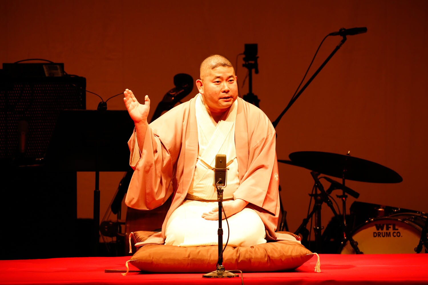酒豪エピソードと名演続出！息子・漣大活躍の高田渡トリビュートライブ