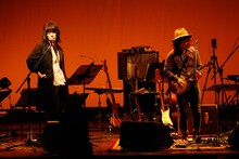 志磨遼平と高田漣。