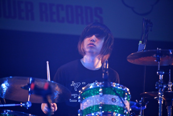 ソゴウタイスケ（Dr） （Photo by Viola Kam ［V'z Twinkle Photography］）