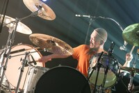 浦山一悟（Dr）（撮影：藤井拓）