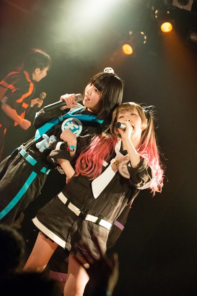 左からあの、ようなぴ。（撮影：井上嘉和）