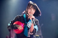 あの（撮影：井上嘉和）