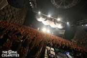 「THE ORAL CIGARETTES 唇ワンマン 2015 SPRING～上京1周年記念、地元関西でなんばハッチゃけるぜの巻～」の様子。