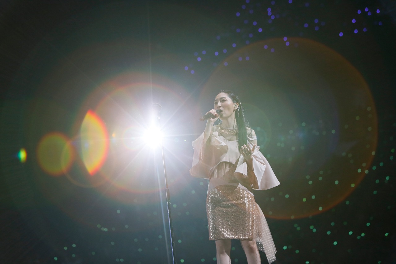 「坂本真綾 20周年記念LIVE "FOLLOW ME"」の様子。