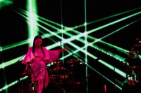 「坂本真綾 20周年記念LIVE "FOLLOW ME"」の様子。