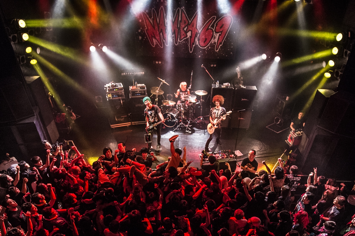 NAMBA69、熱狂のツアーファイナルでWアンコール