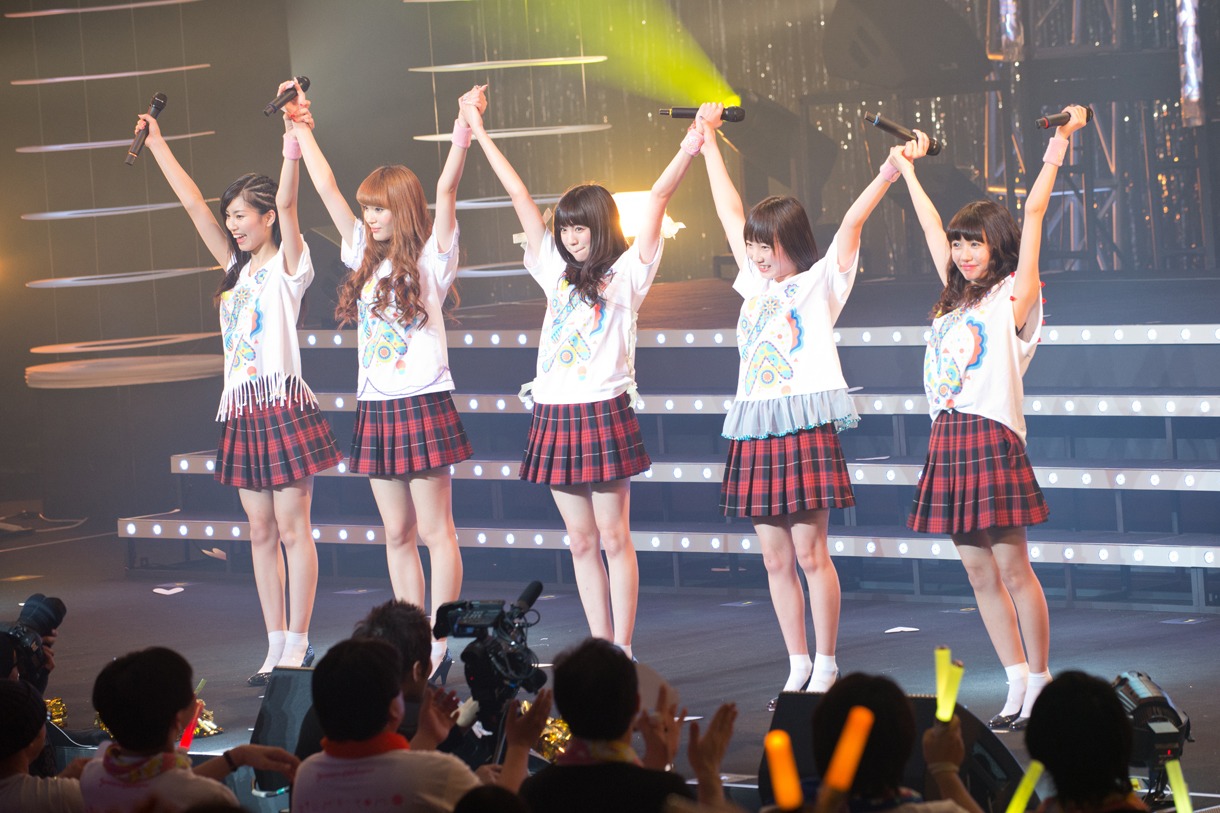 夢みるアドレセンス「#ユメトモの輪ツアー2015春～日経エンタ！さん、ごめんなさい！わたしたち結局メジャーデビューしちゃいます東・名・阪TOUR～」東京・中野サンプラザホール公演の様子。