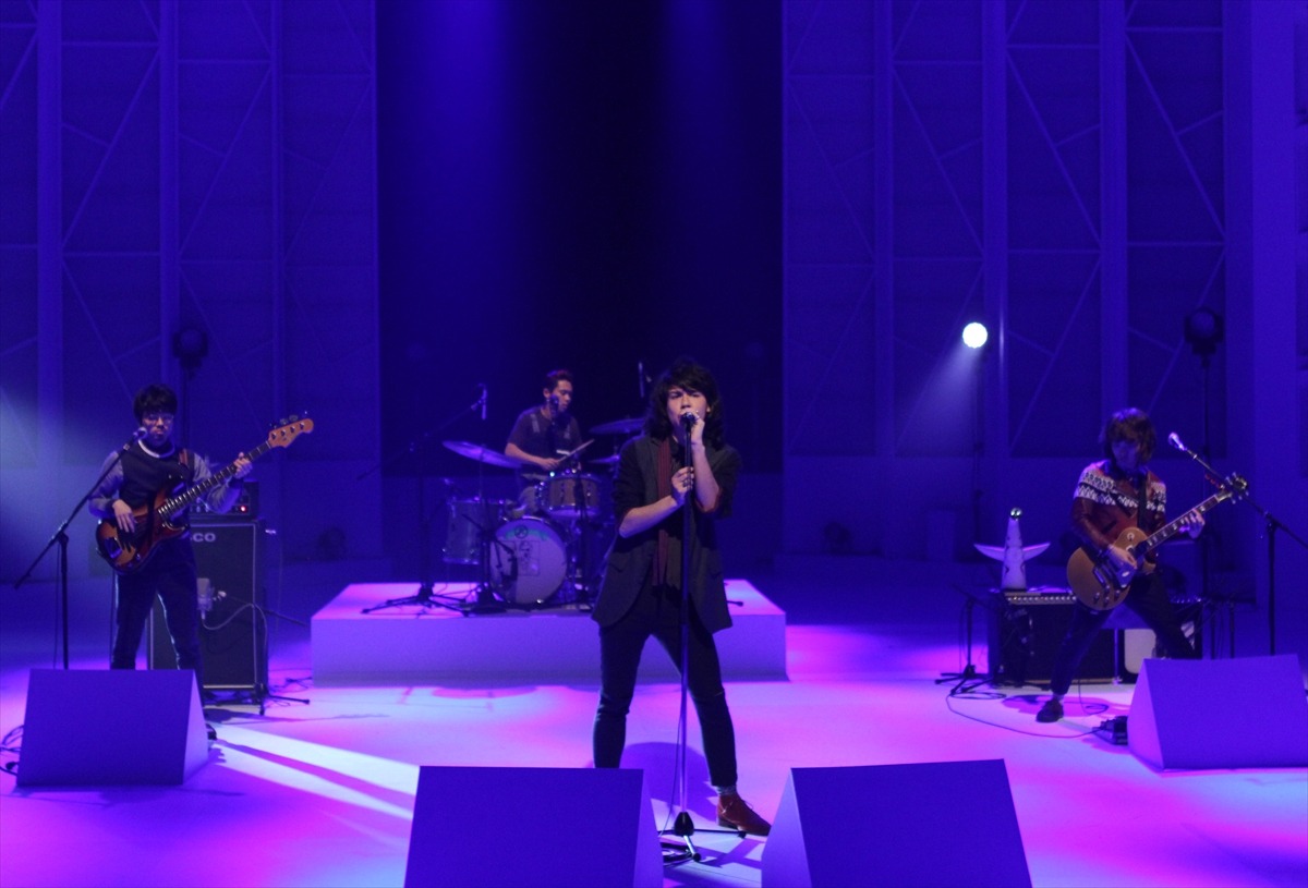 「MUSIC FAIR」出演時のOKAMOTO'S。 (c)フジテレビ