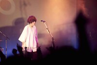 「米津玄師 2015 TOUR / 花ゆり落ちる」最終公演の様子。（撮影：中野敬久）