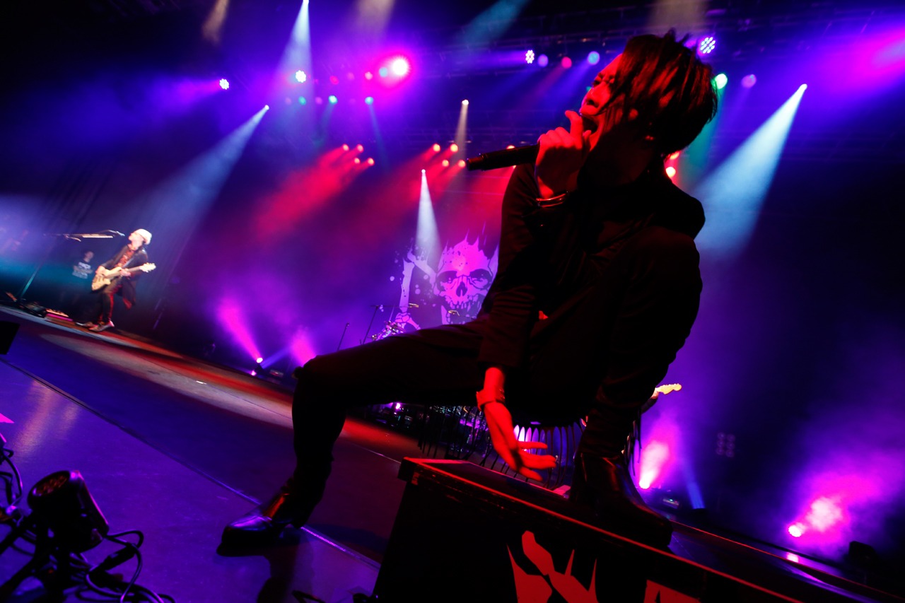 逹瑯（Vo）（撮影：木村泰之）