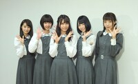 左から桜井玲香、和田まあや、川後陽菜、北野日奈子、能條愛未。