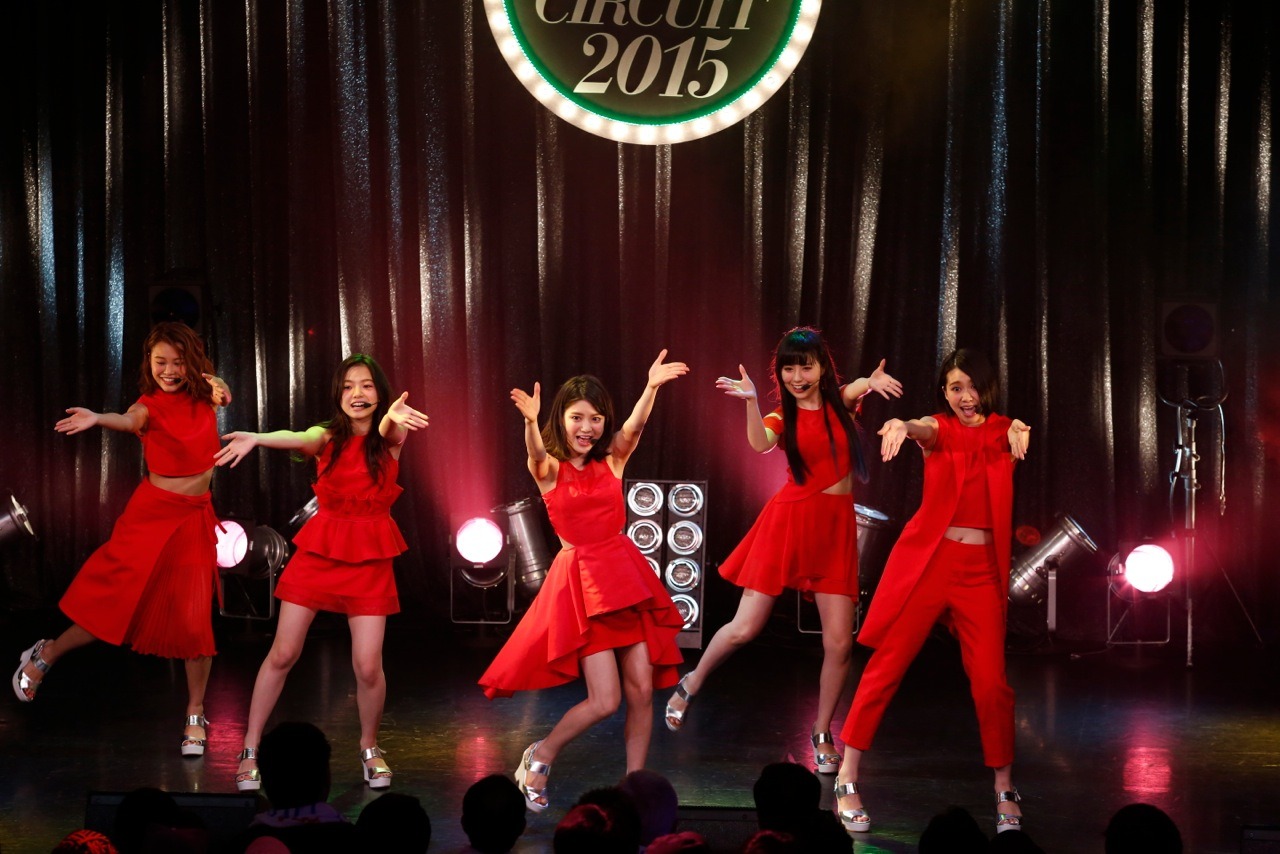 「9nine Live Circuit 2015」大阪公演の様子。