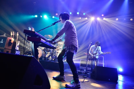 4月26日に行われた「Behind The Scene TOUR」東京・豊洲PIT公演の様子。（撮影：橋本塁［SOUND SHOOTER］）