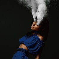 女王蜂「売旬 feat. 志磨遼平(ドレスコーズ)」ジャケット