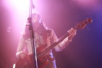 タケシタツヨシ（B）（Photo by w.mdzk）