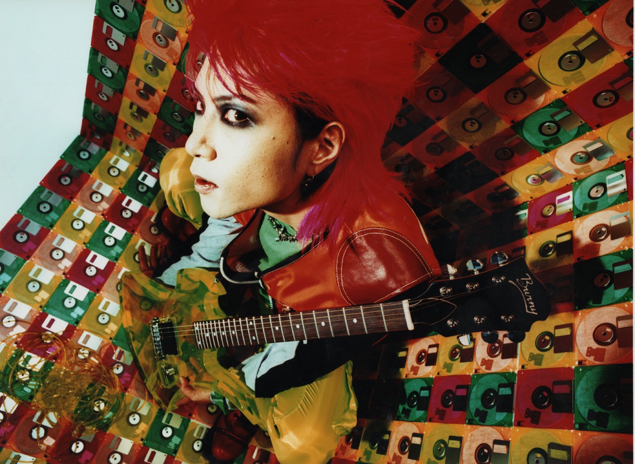 hide (c)HEADWAX ORGANIZATION CO.,LTD. (c)2015 hide 50th anniversary FILM「JUNK STORY」製作委員会