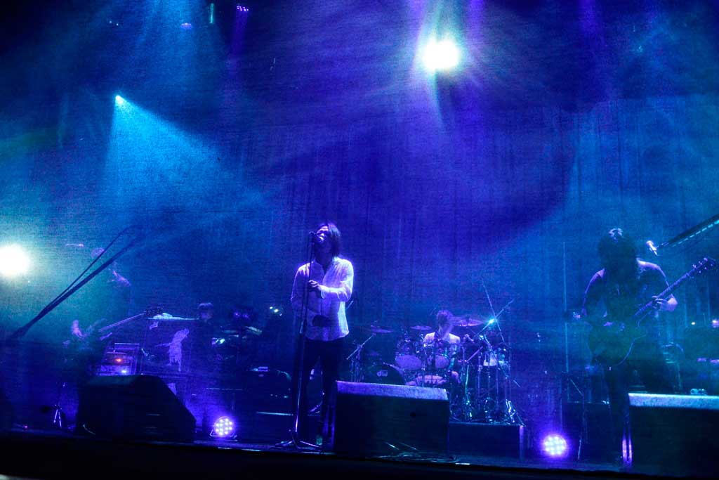 THE BACK HORN「『KYO-MEI SPECIAL LIVE』～人間楽団大幻想会～」の様子。（Photo by RUI HASHIMOTO[SOUND SHOOTER]）