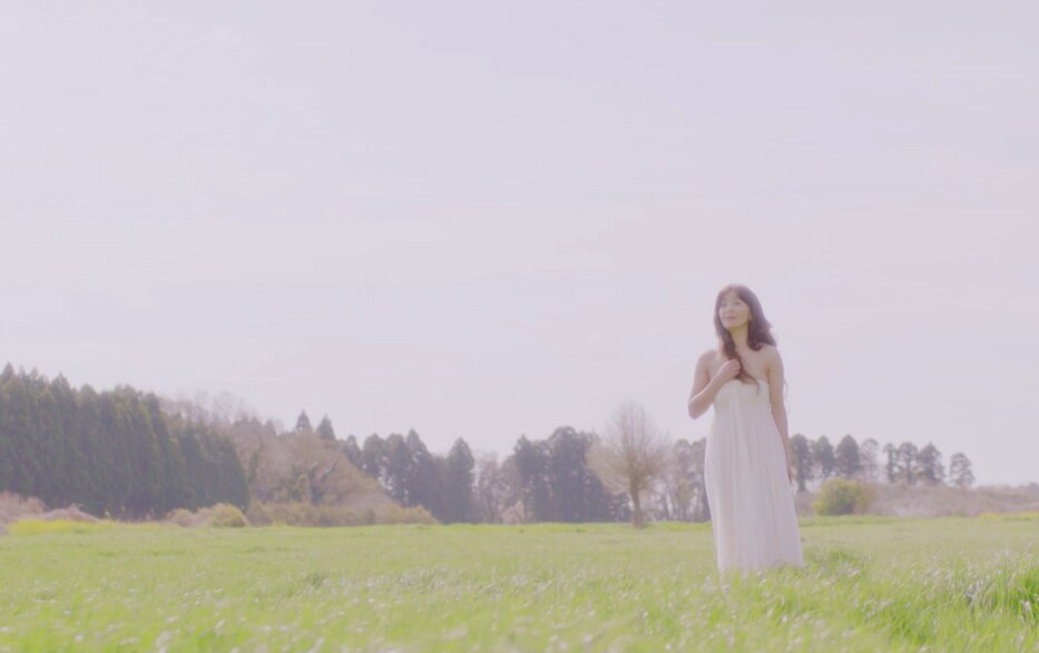 華原朋美、小室哲哉作曲の「はじまりのうたが聴こえる」MV公開