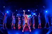 「Cheeky Parade LIVE HOUSE TOUR～Cheeky Boot Camp～」の様子。