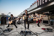 DOES（撮影：新保勇樹）