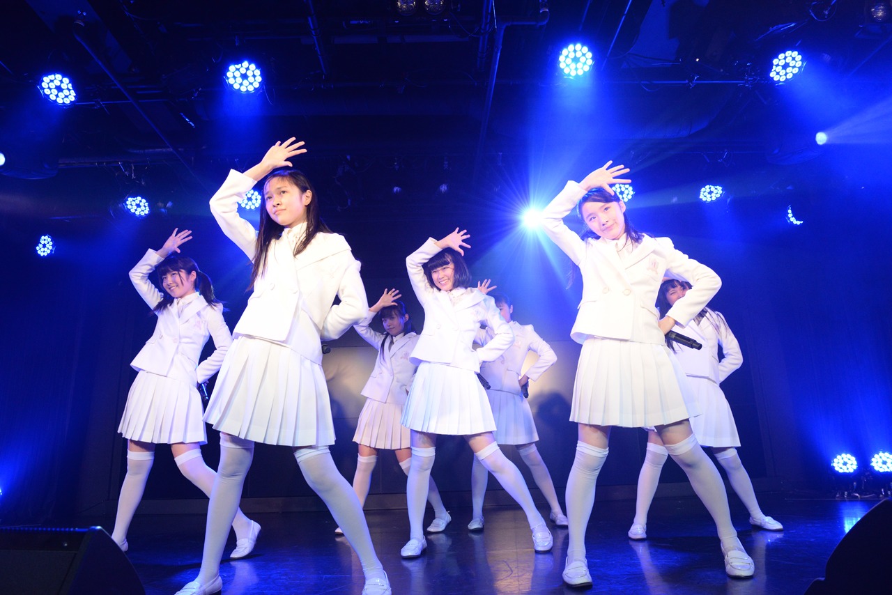 アイドルネッサンス「アキバで1周年を感謝するネッサンス!!」の様子。