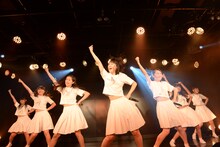 アイドルネッサンス「アキバで1周年を感謝するネッサンス!!」の様子。